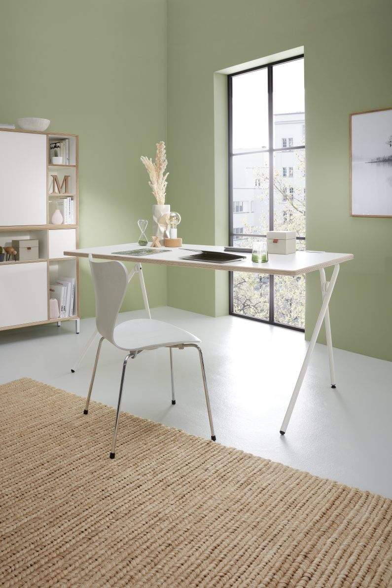 Plato opklapbaar secretaire / bureau van Müller Möbelwerkstätten