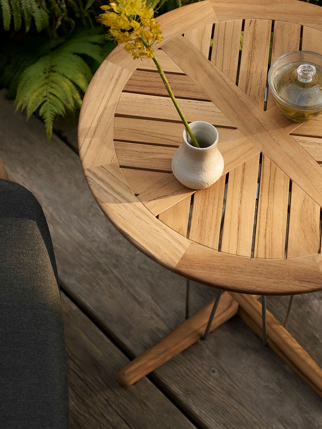 Embrace Outdoor Lounge Table, tafel Ø48, Carl Hansen & Søn