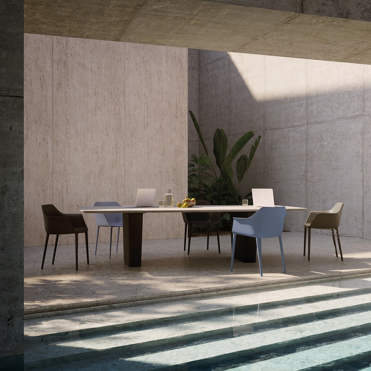 Gala Pure Eco Sessel von Andreu World um einen Tisch gruppiert, moderne Gartenmöbel für den Außenbereich.