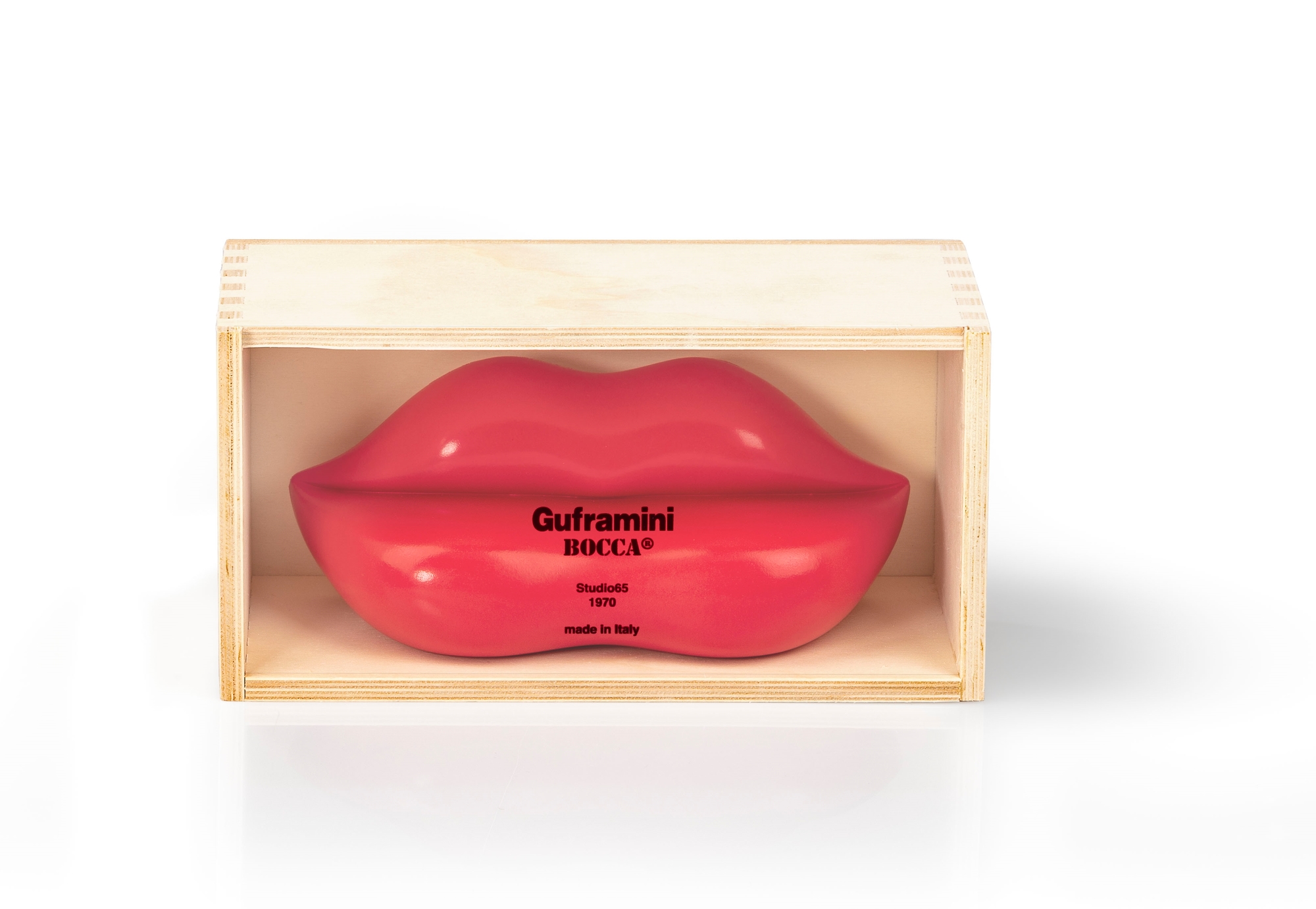 Guframini Bocca Miniatur Lippen Sofa in Holzkiste, Design Möbel Einzelstück, rote Lippen.