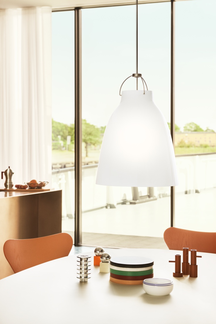 Tafelserie Super Elliptisch van Fritz Hansen