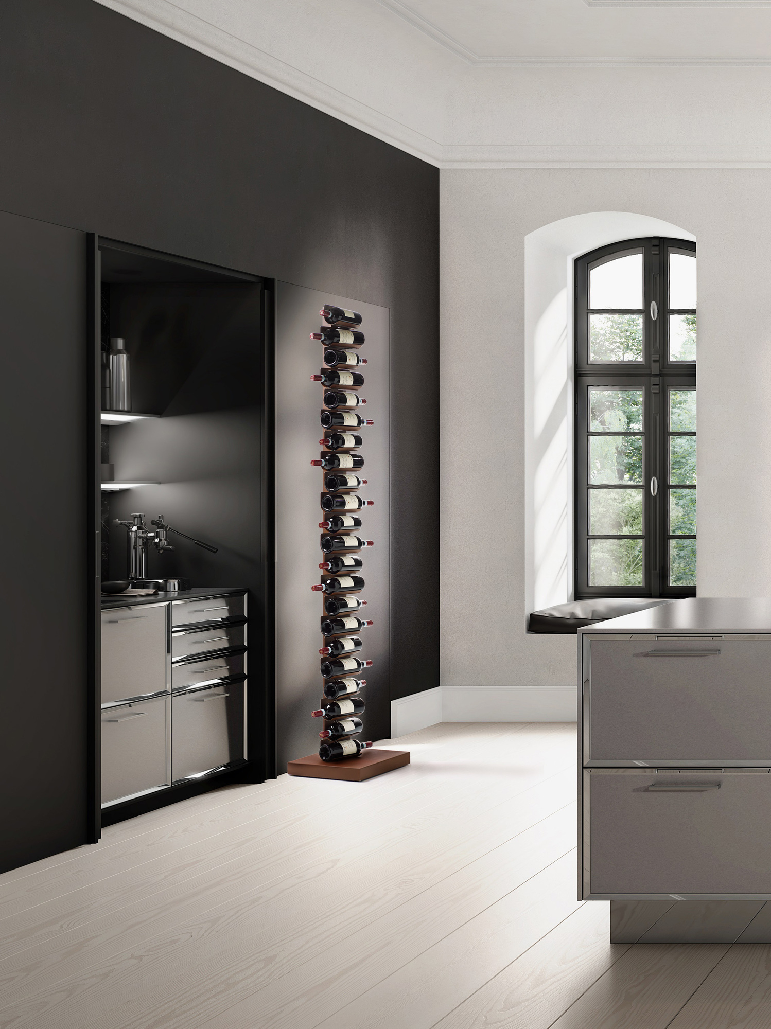 Schwarzes Ptolomeo Vino Weinregal von Opinion Ciatti mit gefüllten Weinflaschen im modernen Interieur.