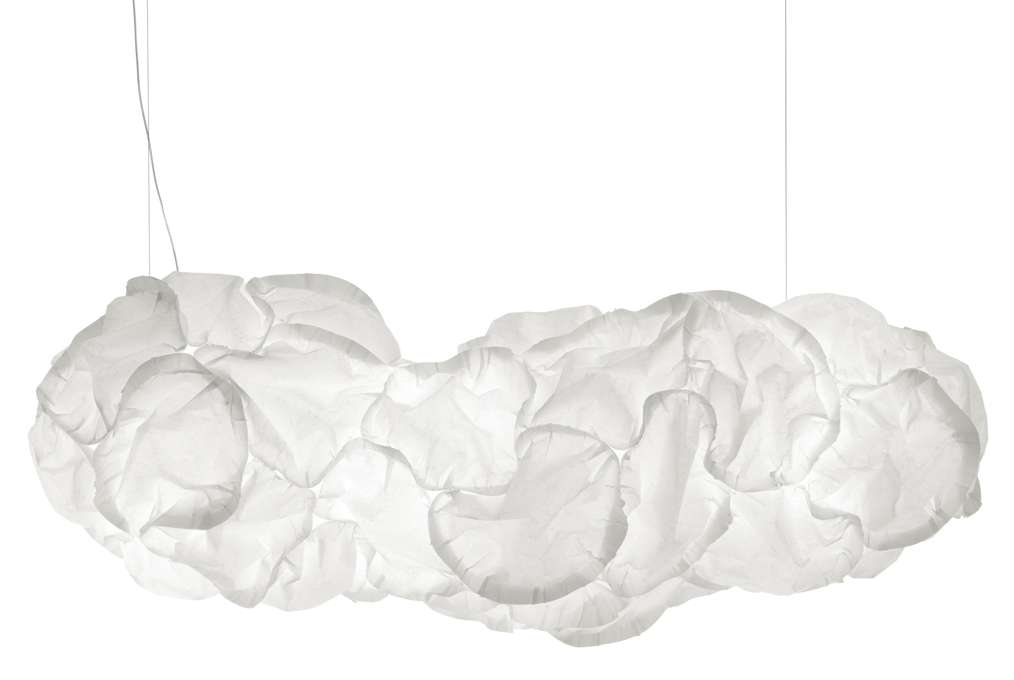 Weiße Mamacloud Pendelleuchte von Belux, eine moderne LED-Lampe in Wolkenform für Wohnräume.