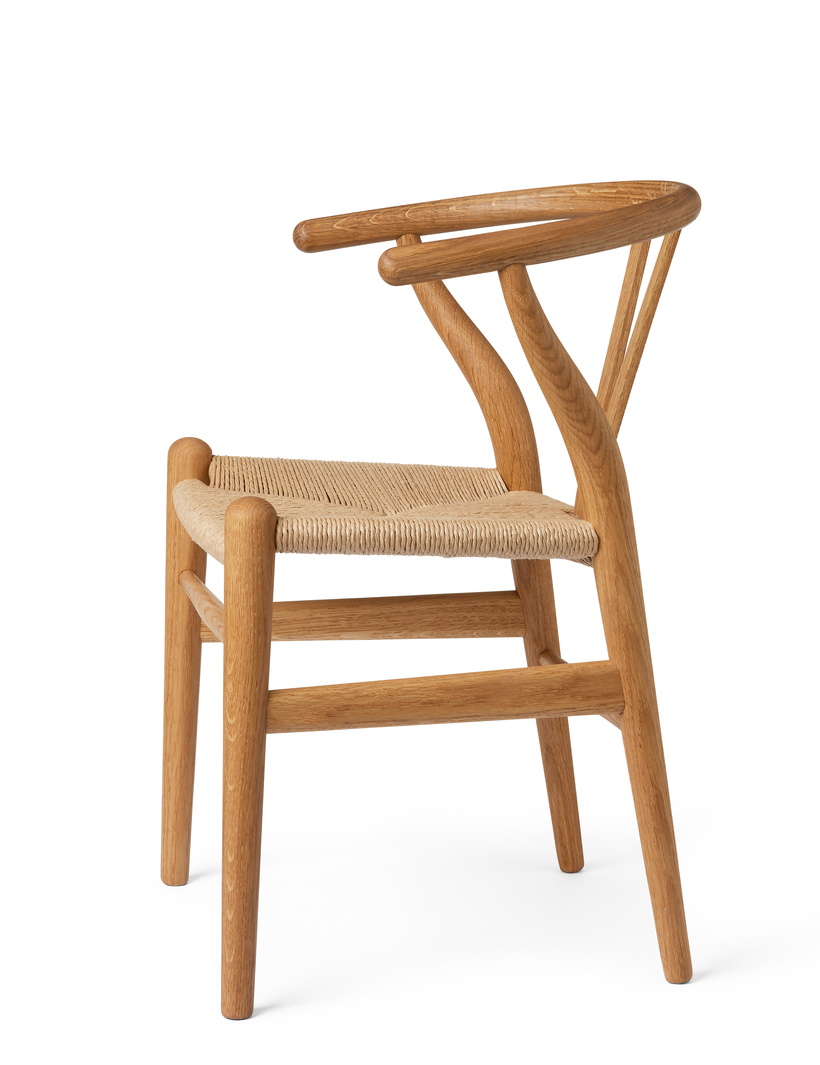 CH24 Wishbone Stuhl Kinder von Carl Hansen & Søn aus Eichenholz mit Papierkordel.