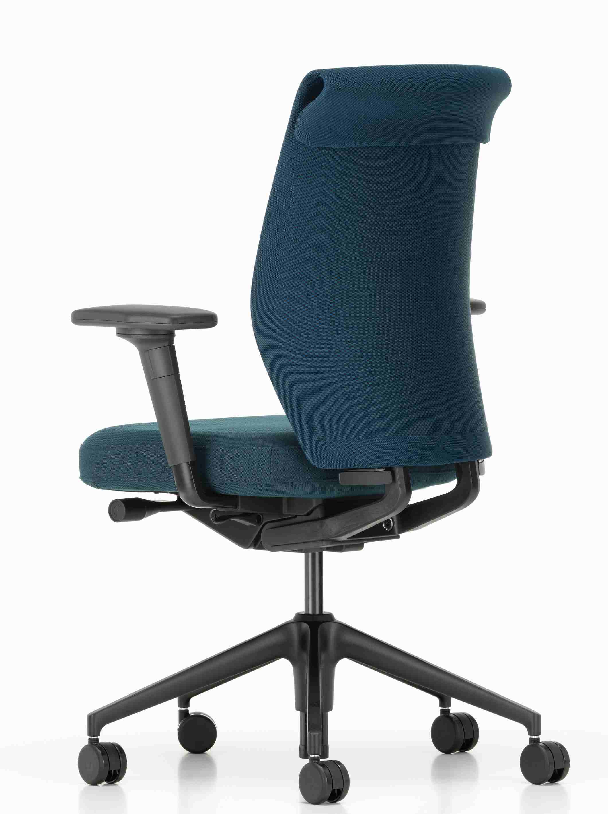 ID Cloud Bürodrehstuhl von Vitra in Blau, ergonomischer Bürostuhl mit Rollen und Armlehnen.