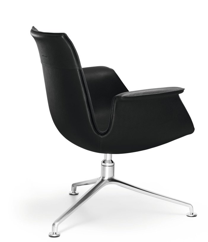 Schwarzer FK Sessel von Walter Knoll mit Lederbezug und silberfarbenem Drehfuß.