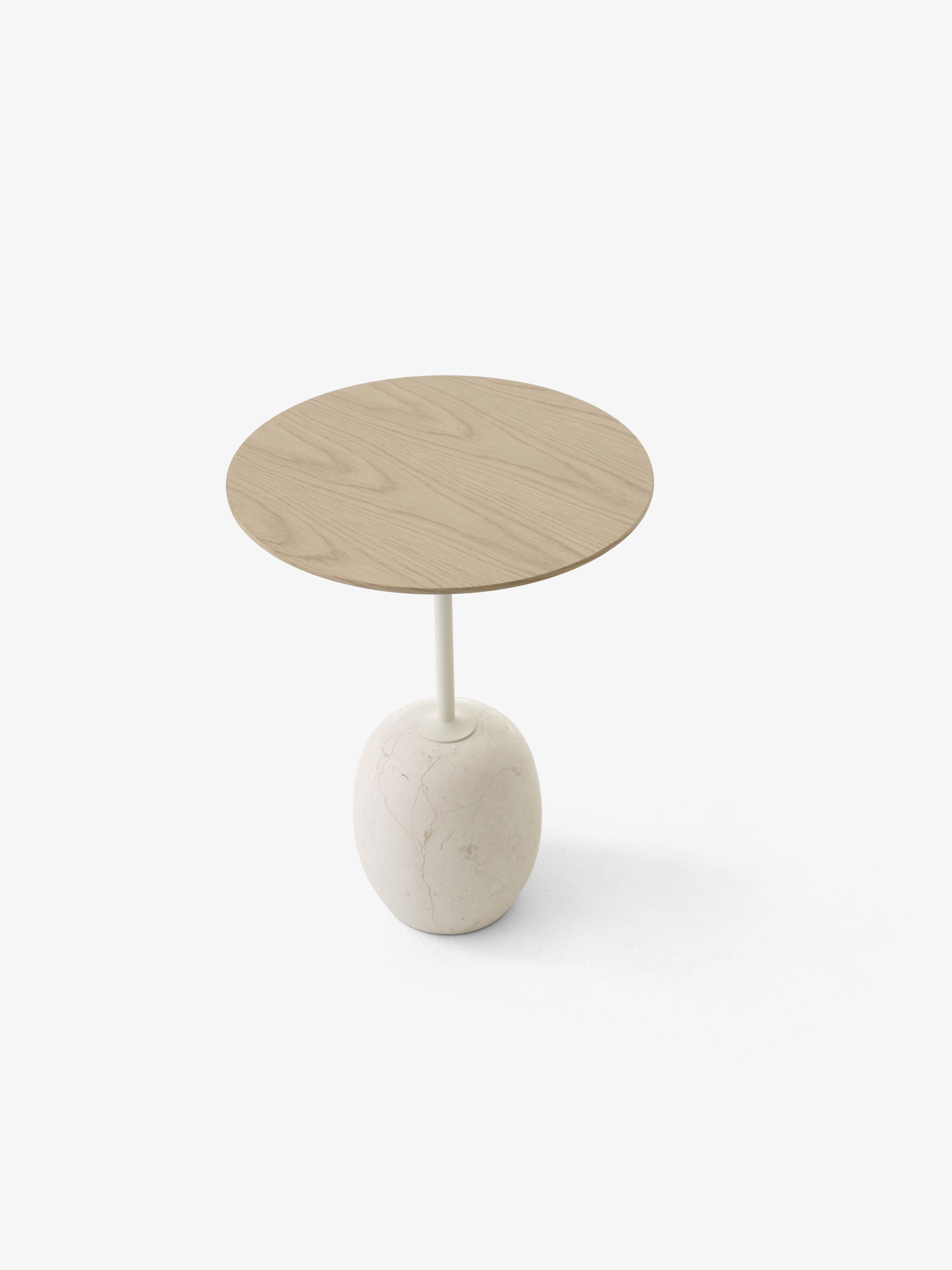 Lato LN8 / LN9 bijzettafel met houten blad van AndTradition 