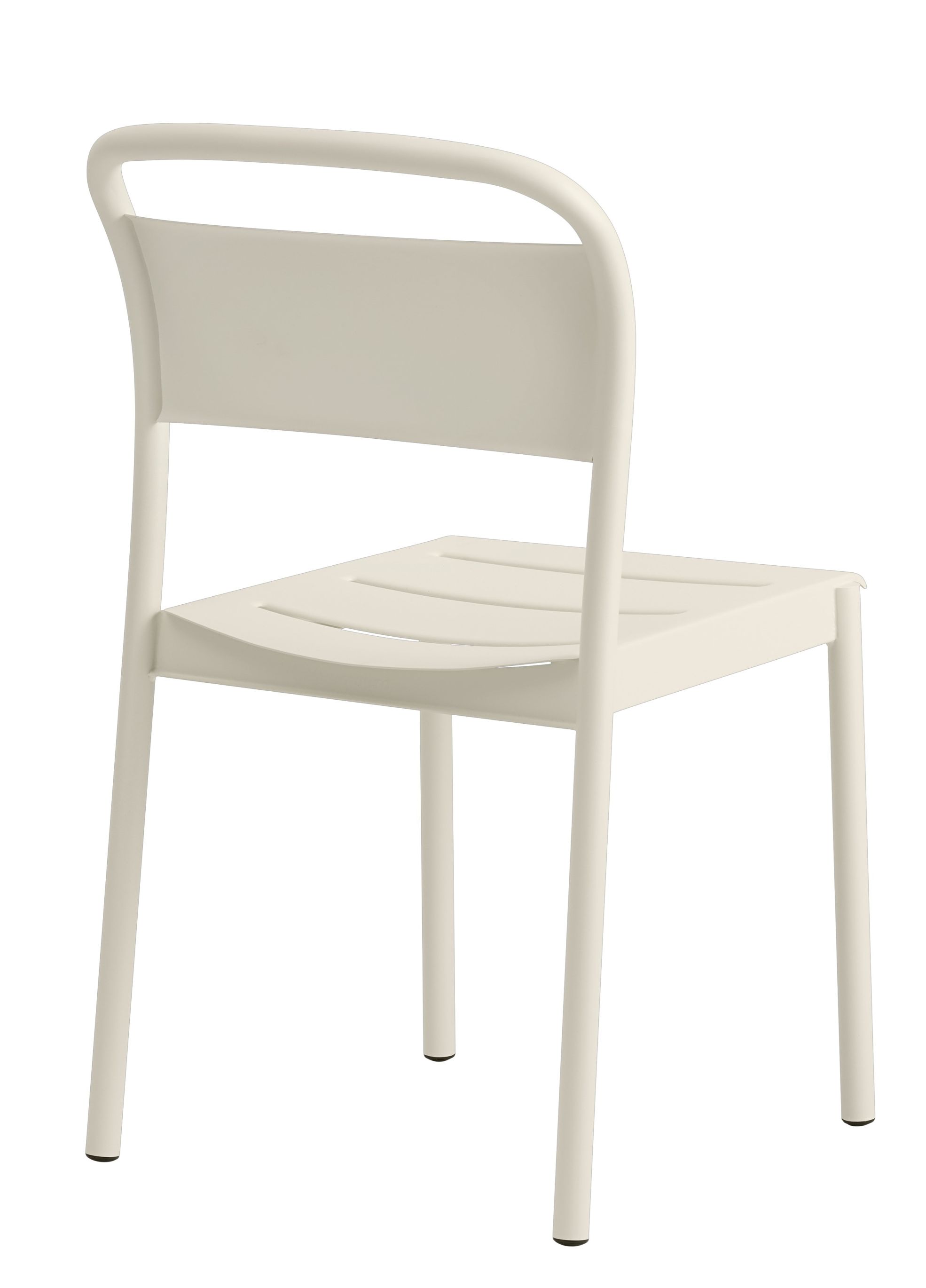 Rückenansicht des Muuto Linear Steel Side Chair Outdoor Stuhls in Beige, minimalistisches Design für Garten und Terrasse.
