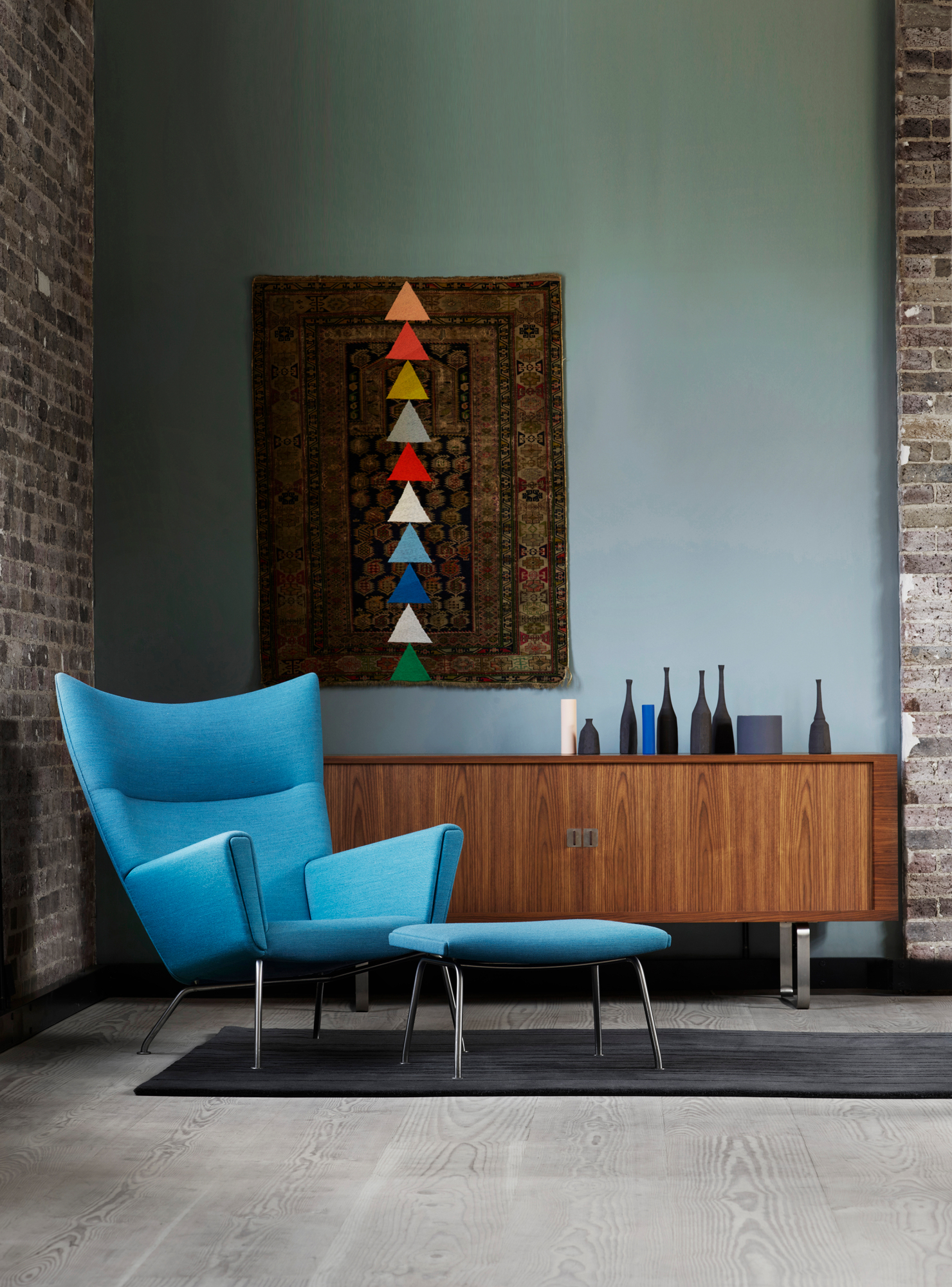 CH825 Credenza Sideboard von Carl Hansen & Søn aus geölter Eiche mit Holzgestell.