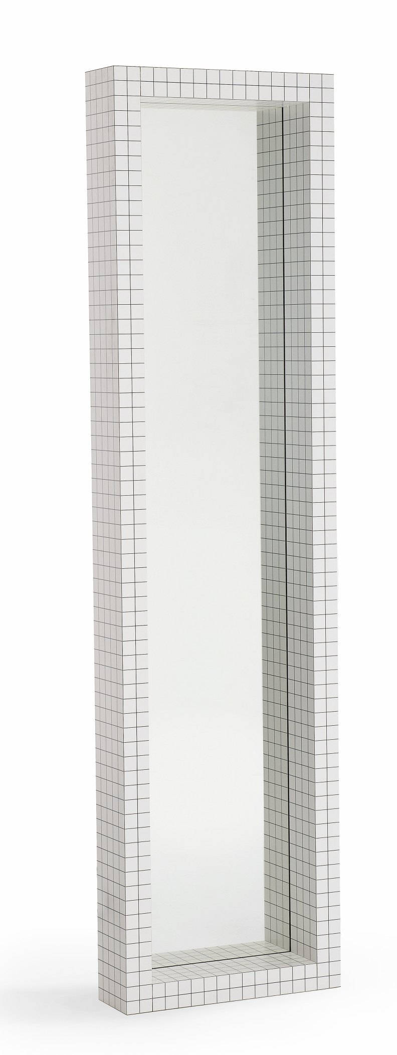 Moderner 476 Quaderna Spiegel von Zanotta mit weißem, quadratischem Rastermuster für stilvolles Interior Design.