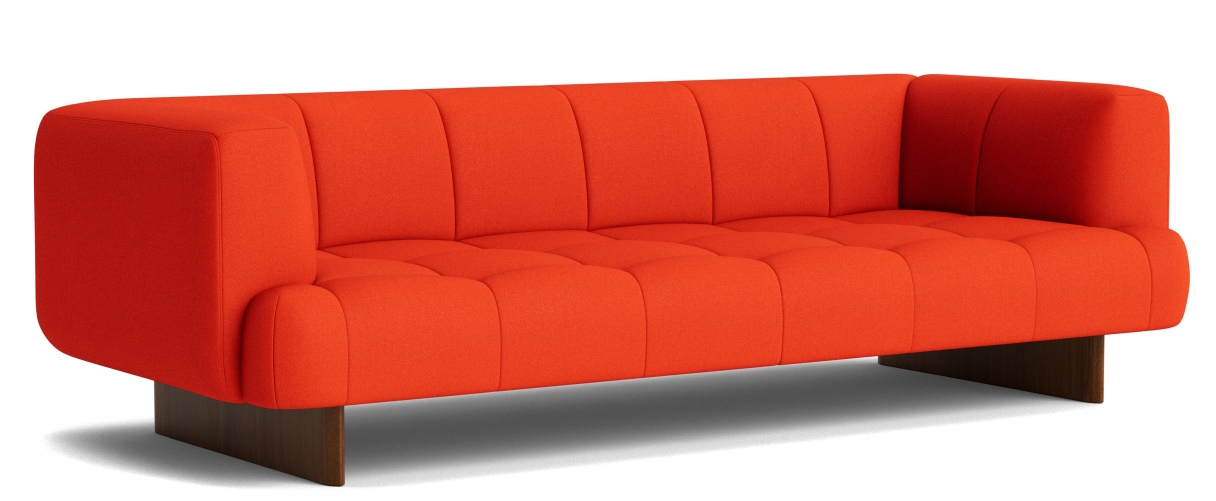 Quilton Sofa von Hay, modernes 3-Sitzer Sofa in auffälligem Orange mit dunklem Holzfußgestell.