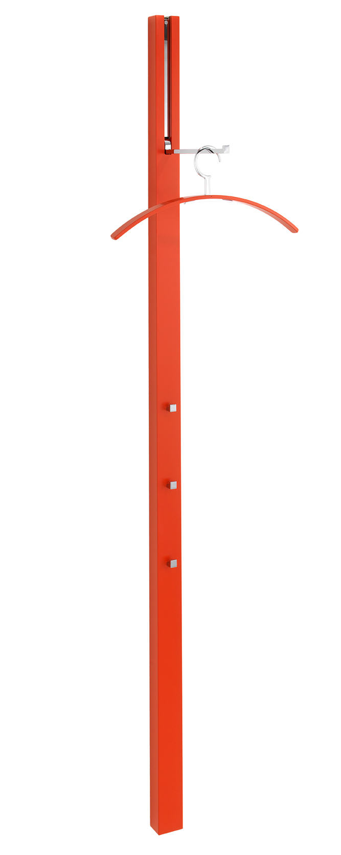 Rote Line Garderobe von Schönbuch mit Kleiderbügel und Haken für Jacken und Mäntel.