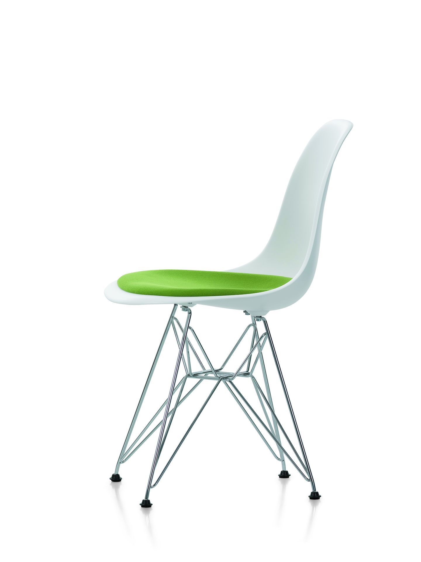 Eames DSR Stuhl mit grünem Sitzpolster und Chromgestell, Designklassiker von Vitra.