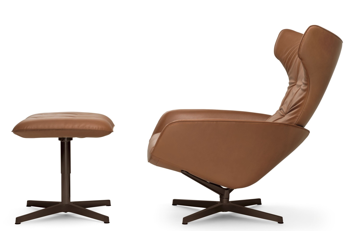 Onsa Chair Sessel von Walter Knoll mit Hocker, Leder braun, drehbarer Fuß, modernes Design.