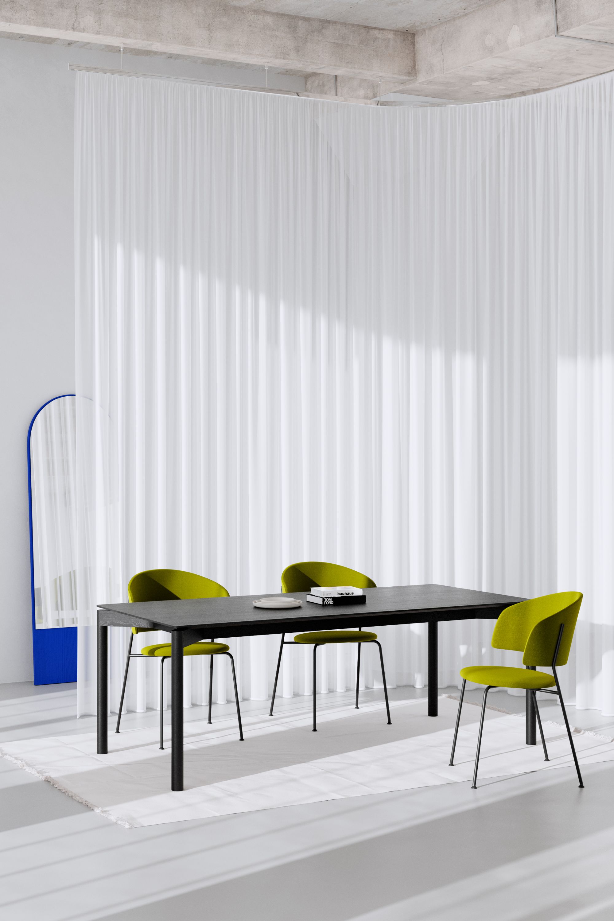WEDEKIND Esstisch Eiche gewachst Large mit Stühlen in modernem Interieur, minimalistisches Design für Esszimmer.