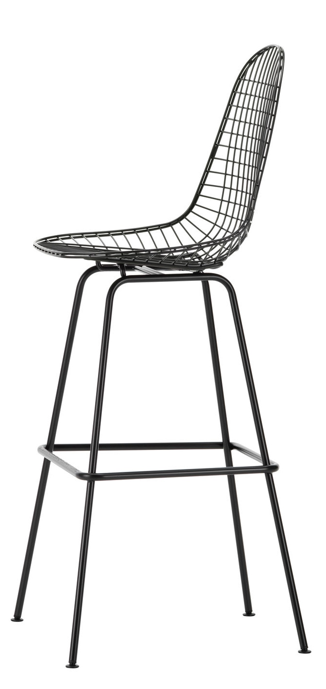 Schwarzer Eames Wire Bar Stool Barhocker High von Vitra mit filigranem Drahtgestell und Fußstütze.