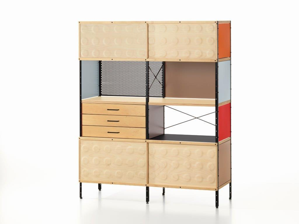 Eames Storage Unit von Vitra: Modernes Bücherregal mit Schubladen, Fächern und farbigen Paneelen.