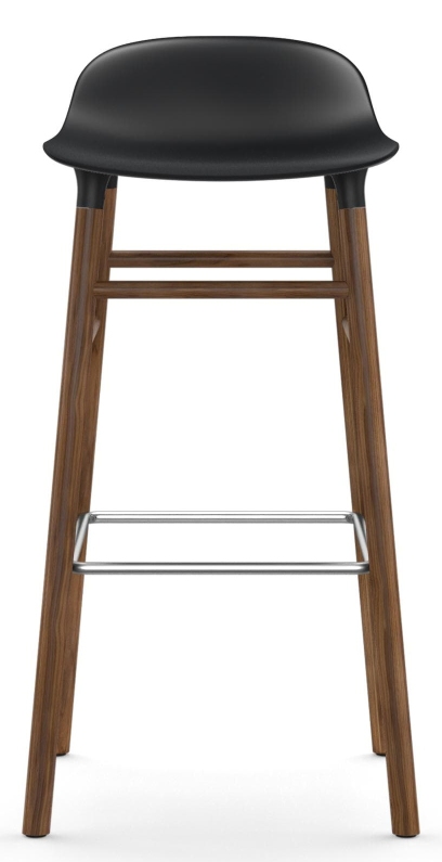 Normann Copenhagen Form Barhocker mit schwarzer Sitzfläche und Holzbeinen, Hocker für die moderne Küche.