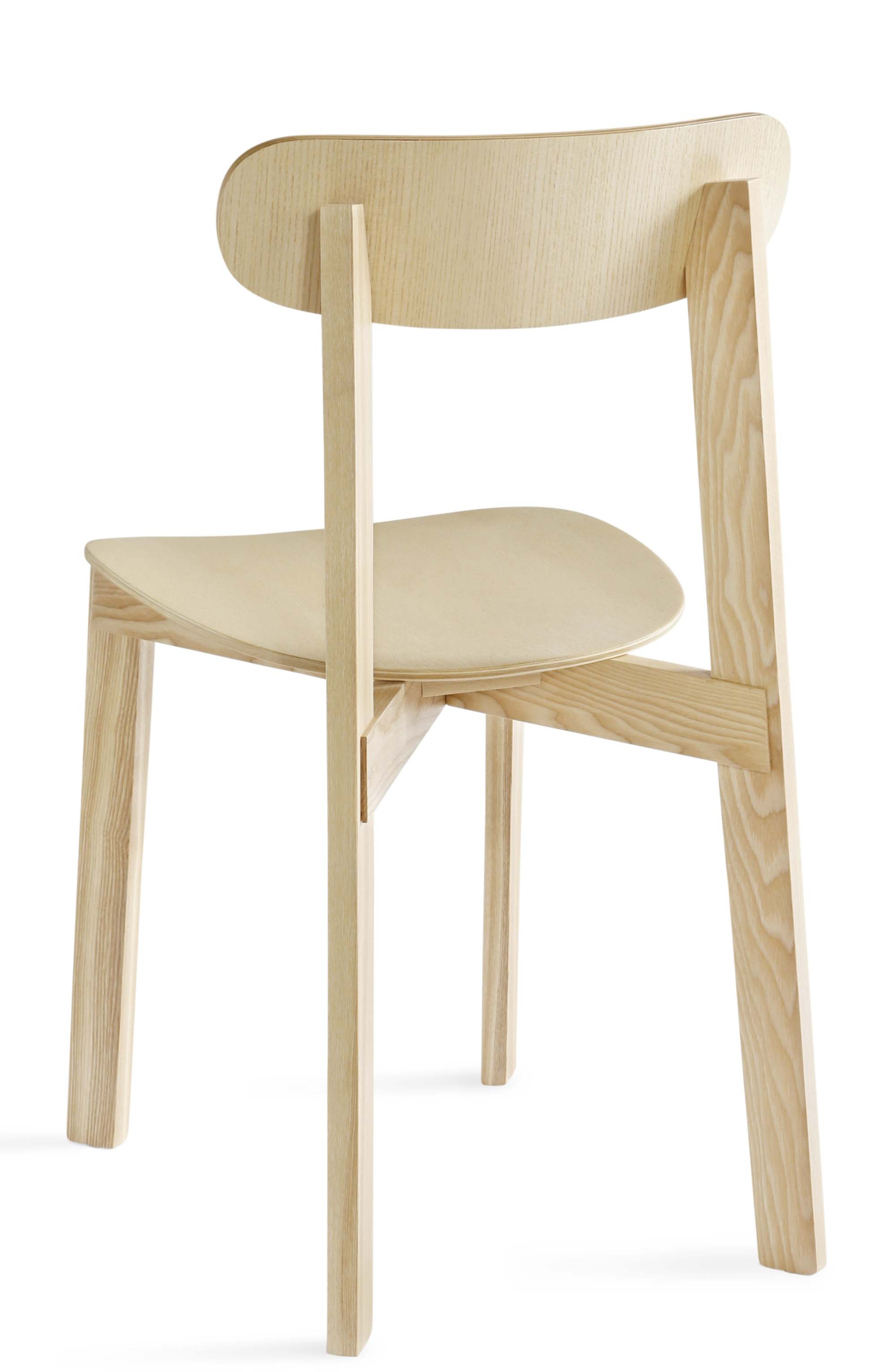 Rückansicht des Bondi Chair Stuhls aus hellem Holz, minimalistisches Design für Esszimmer und Wohnbereich.