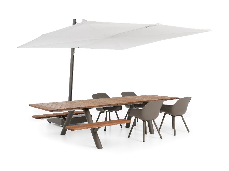Panigiri Combo: combinatie van tafel en bank voor buiten, Extremis