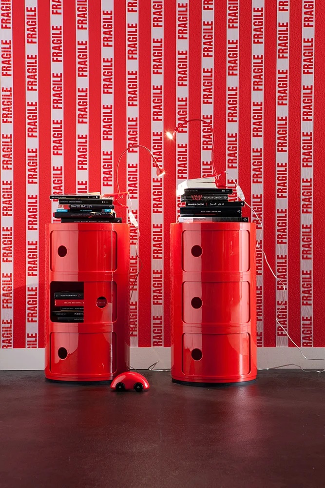 Violettes Componibili 3er Element von Kartell: Modulares Aufbewahrungsmöbel mit drei Fächern, modernes Design.
