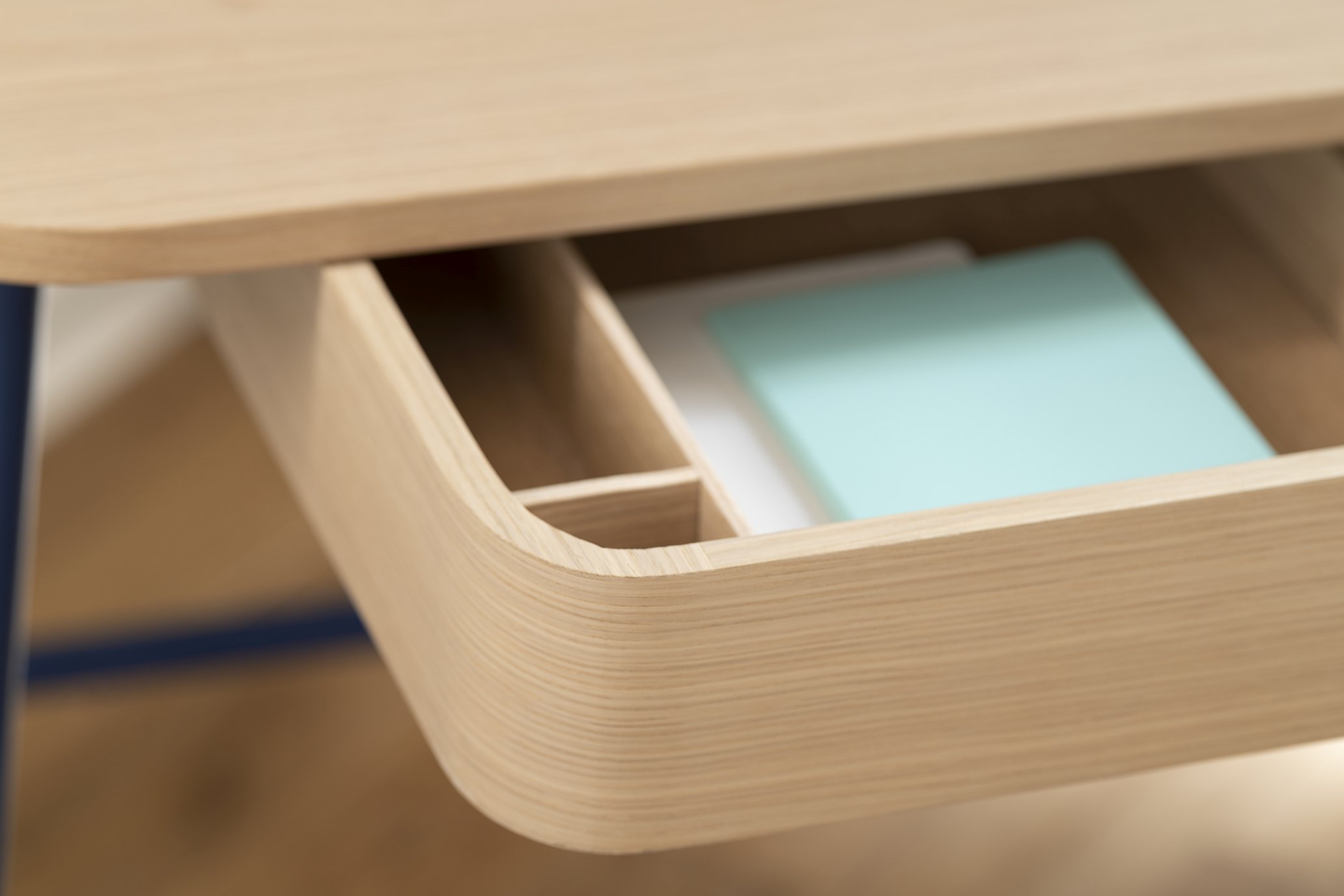 Victor-bureau Hartô matblauw