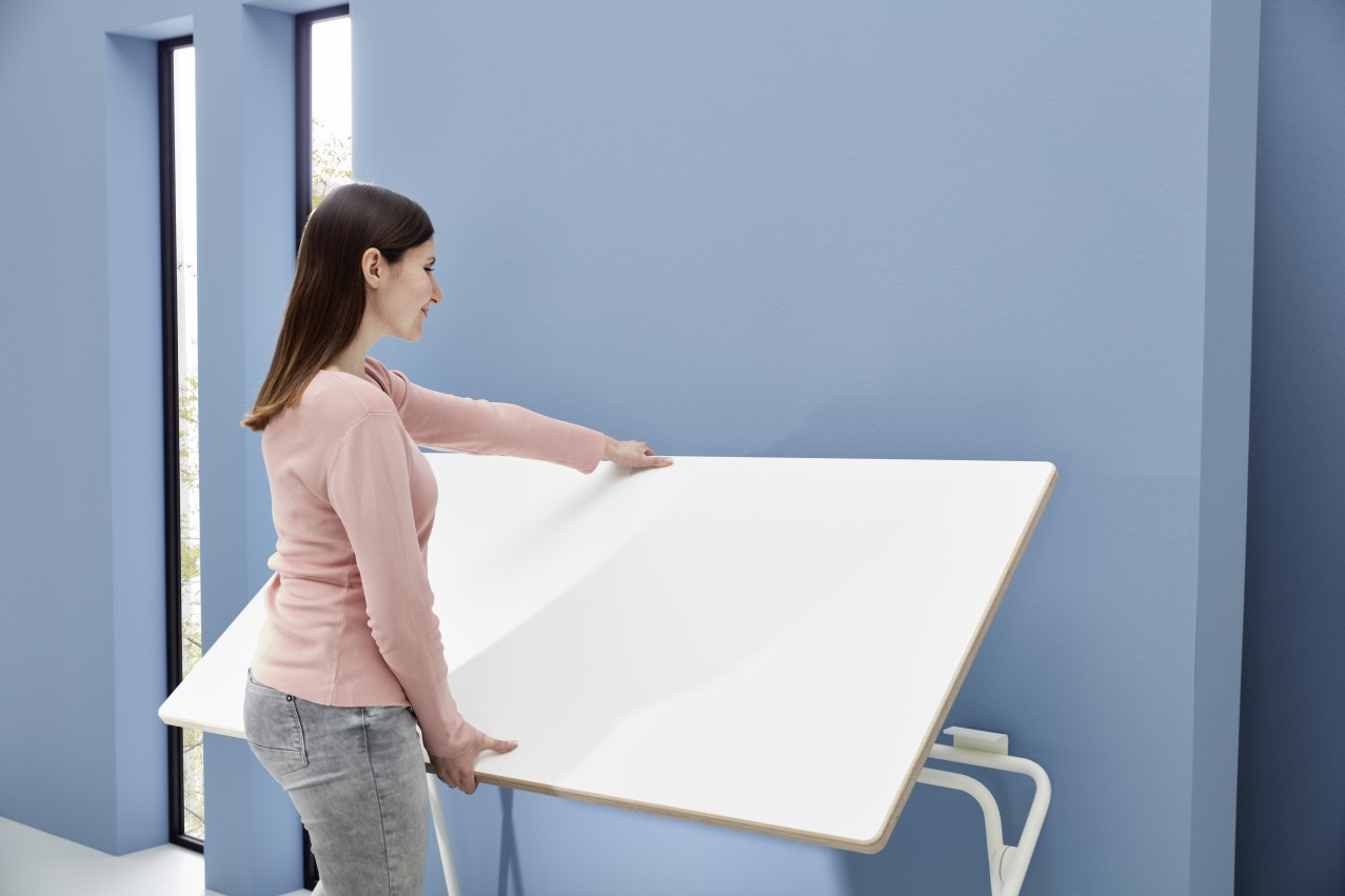 Plato opklapbaar secretaire / bureau van Müller Möbelwerkstätten