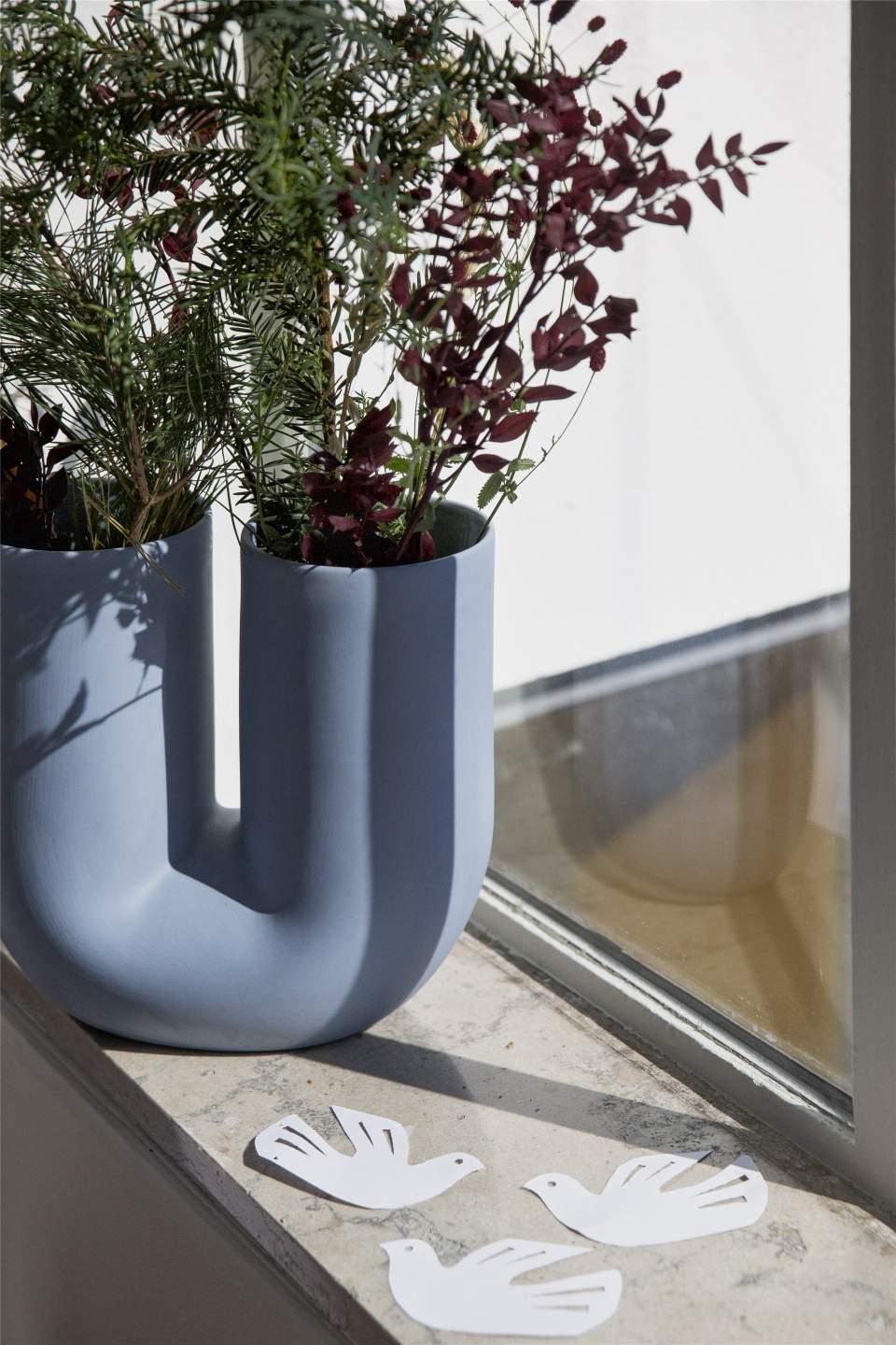 Kink-vaas H 26,3 cm Muuto Dieprood
