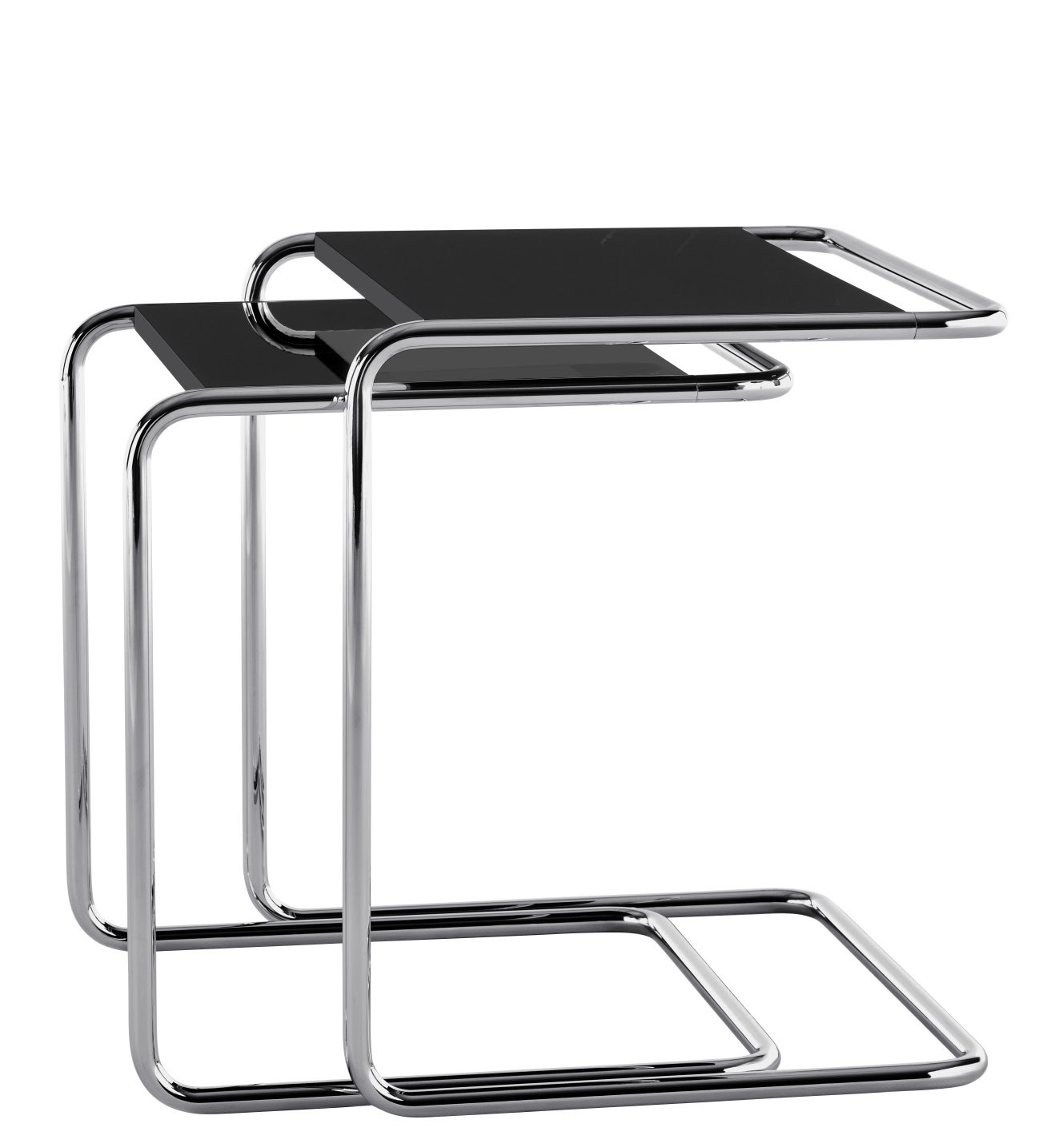 Zwei Thonet B97 Satztische von Jil Sander mit schwarzer Glasplatte und verchromtem Stahlrohrgestell.