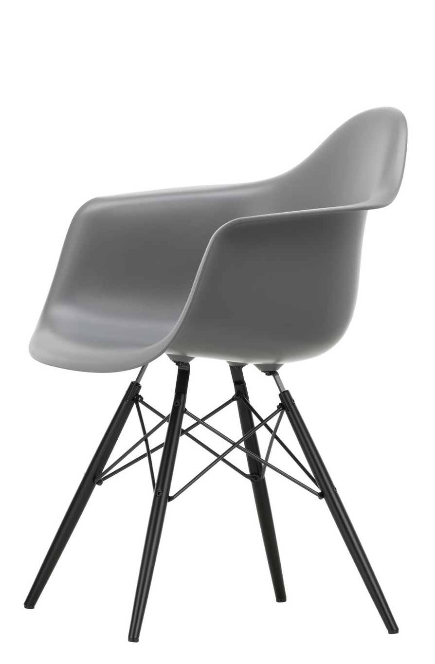 Eames Plastic Arm Chair DAW-stoel Vitra