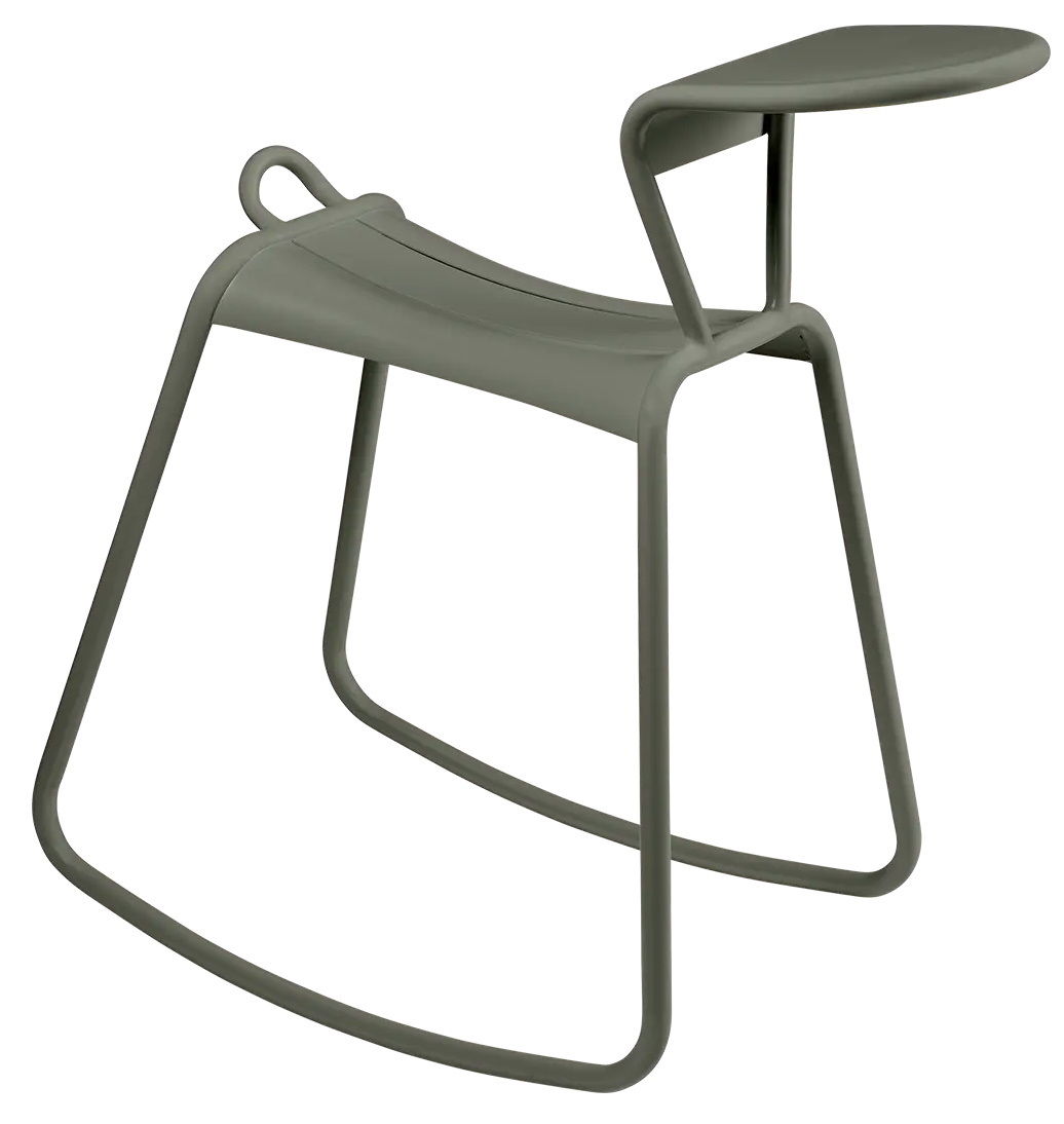 Adadesk Beistelltisch Wippe Outdoor von Fermob, moderner Metallhocker in Grau für den Garten und Balkon.