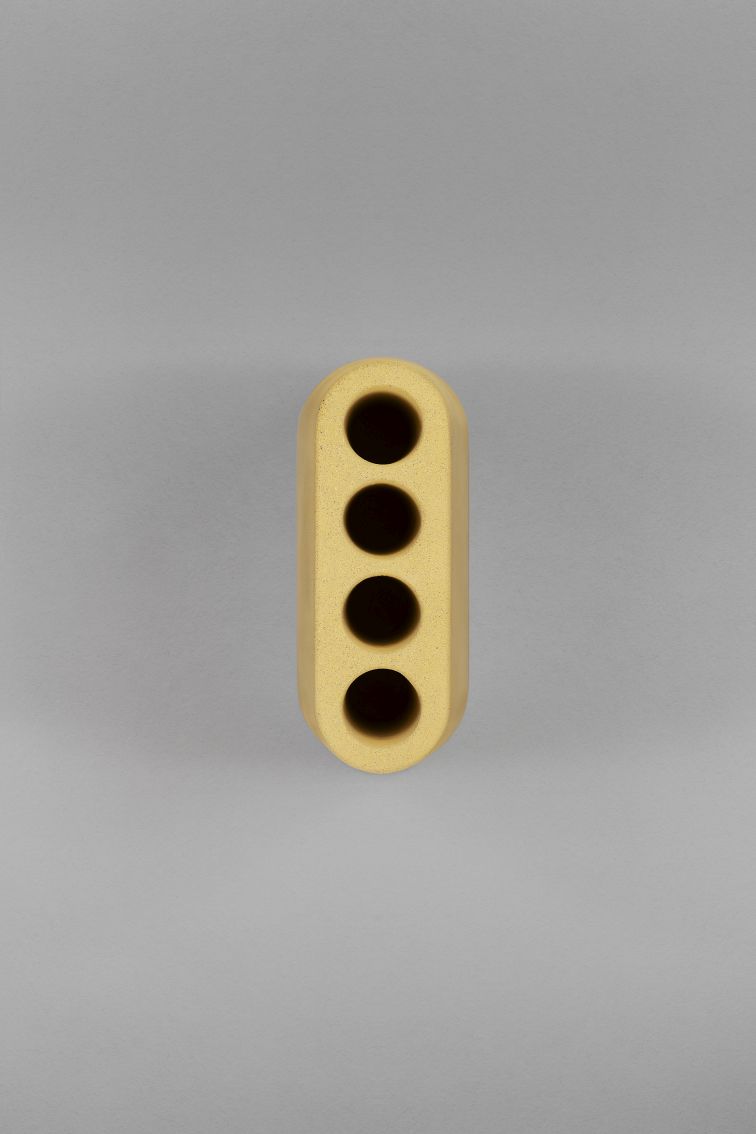 Aki Jr-pennenhouder van cement B-Line