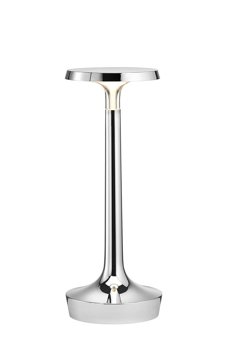 Chromfarbene Bon Jour Unplugged Tischleuchte von Flos, moderne LED Lampe für den Innenbereich.