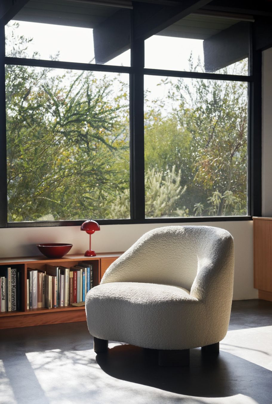 Flowerpot VP9 draagbare acculamp / tafellamp met USB AndTradition Vermilion red