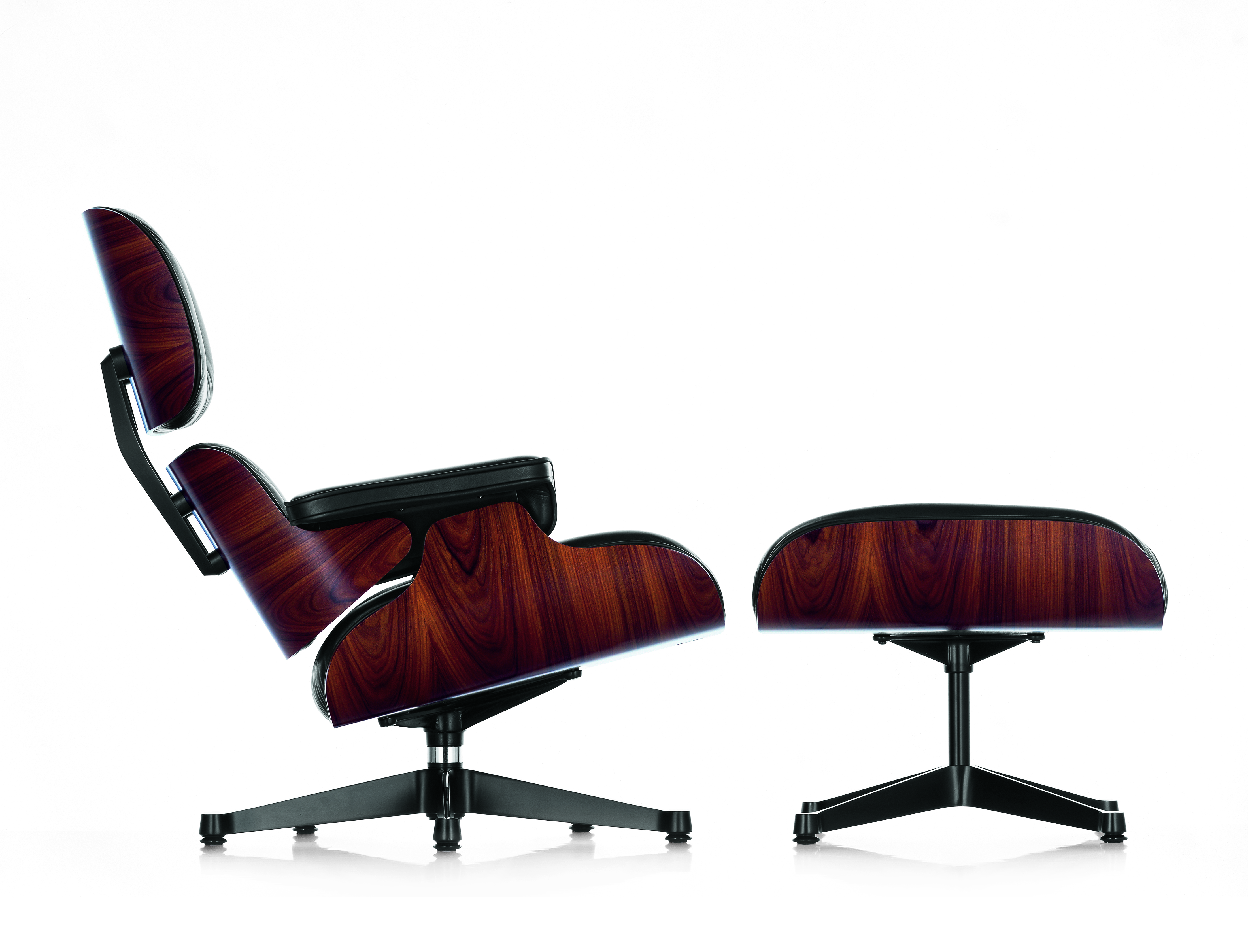 Eames Lounge Chair mit Ottoman in Palisander, Vitra Ausstellungsstück, Designklassiker, bequemer Sessel.