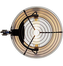 Detailaufnahme der Elle 1 LED Stehleuchte von Lumina mit kreisförmigem Lampenschirm.