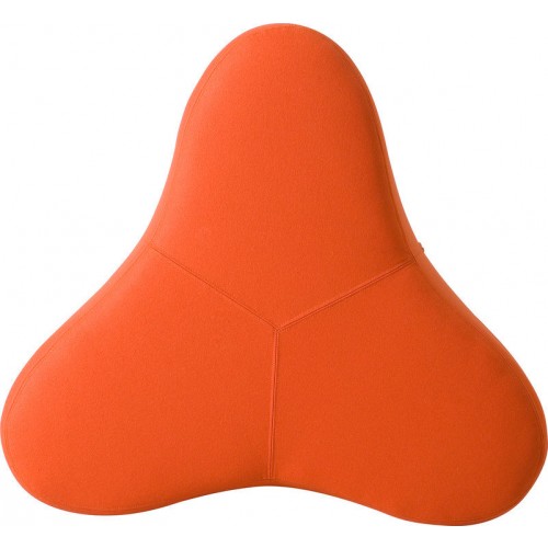 Oranger Chat Pouf Hocker von Softline, moderner Sitzhocker in dreieckiger Form für Wohnzimmer und Büro.
