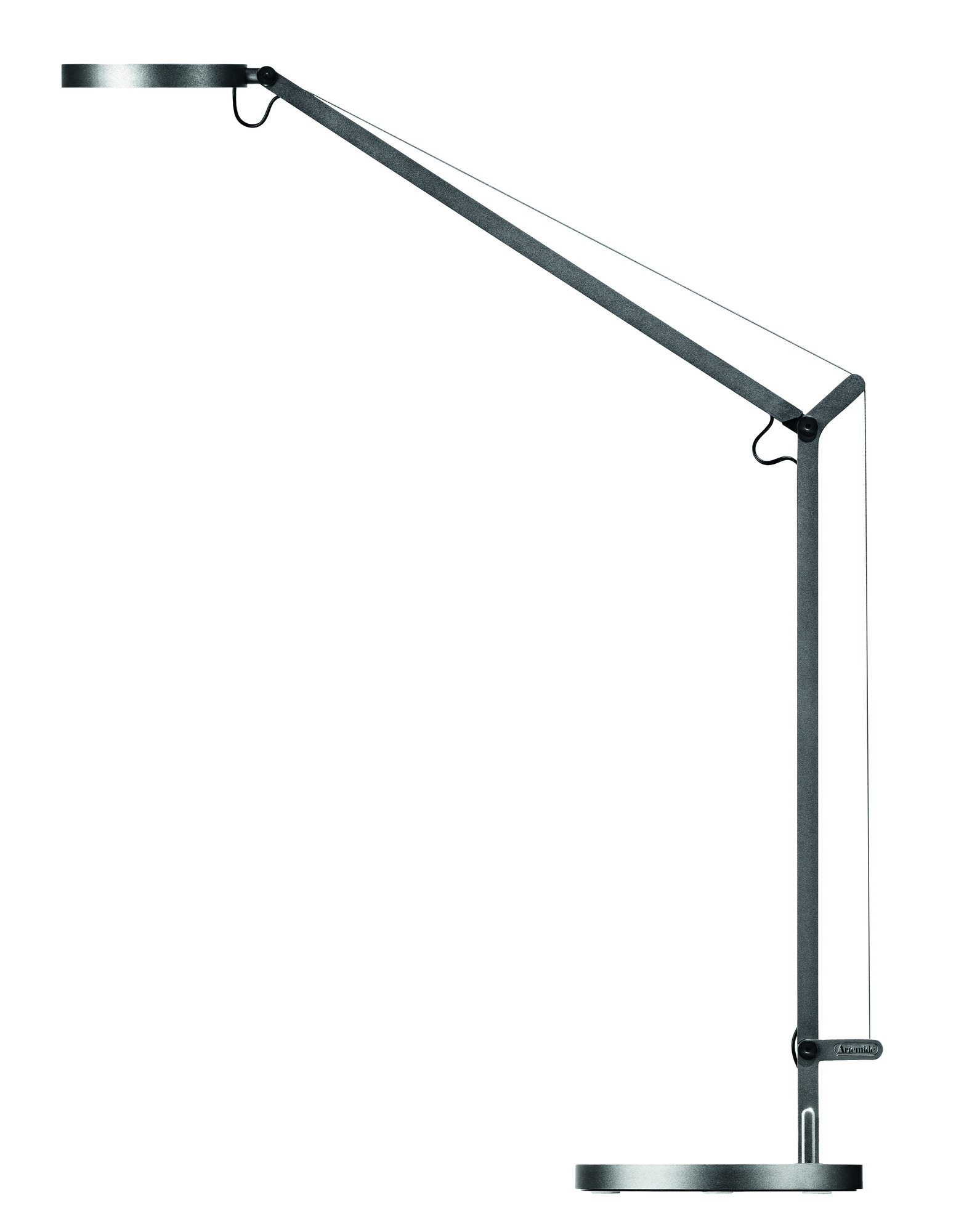 Nahaufnahme der grauen Demetra Tischleuchte von Artemide mit verstellbarem Arm und Kopf.