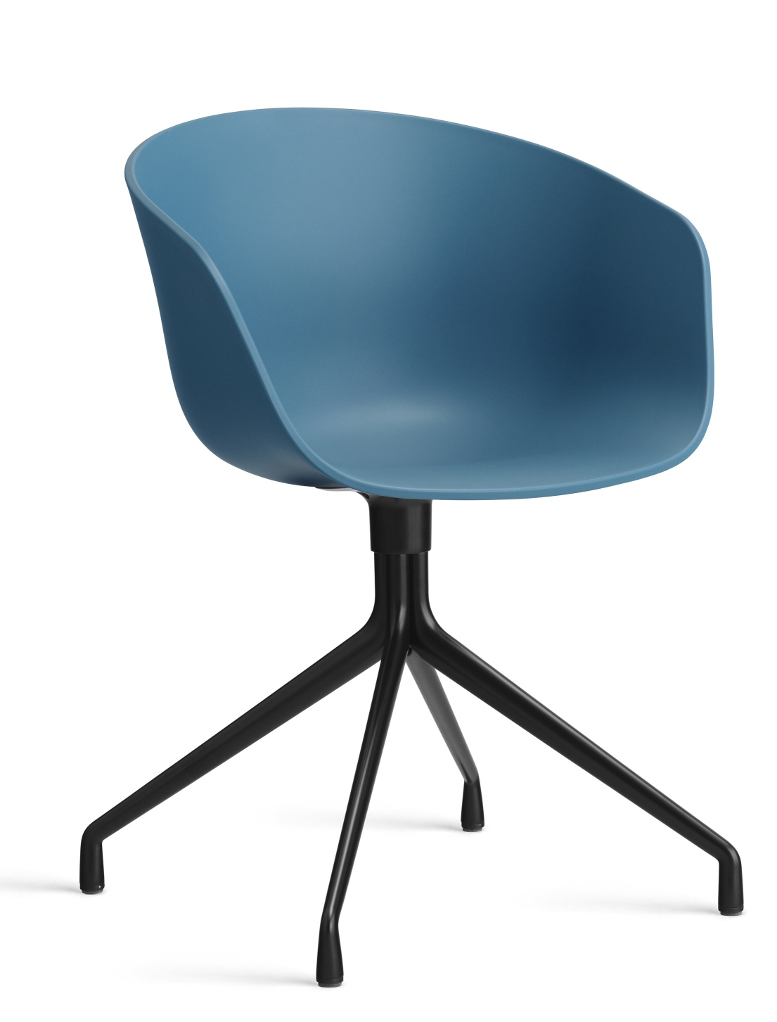 Blauer About A Chair AAC20 Stuhl von Hay mit schwarzem Vierfuß-Untergestell, moderner Designstuhl für Büro und Wohnbereich.