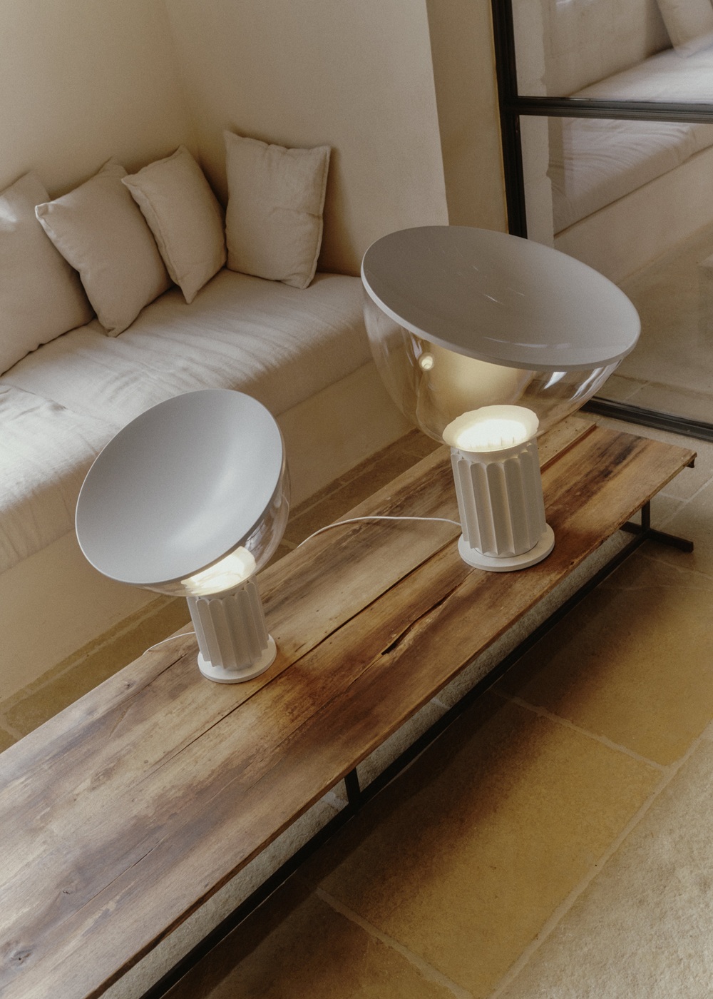 Taccia Small LED-tafellamp van Flos