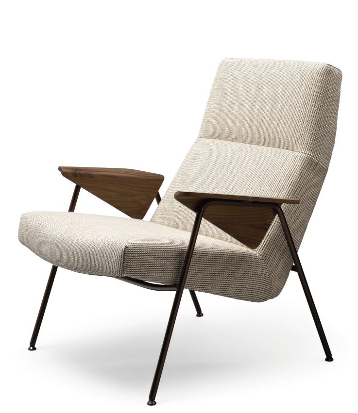 Walter Knoll Sessel 367 / 368 Votteler Chair mit Stoffbezug und Holzarmlehnen, modernes Design.