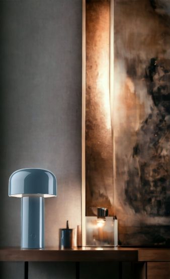 Bellhop Battery tafellamp met USB-kabel van Flos