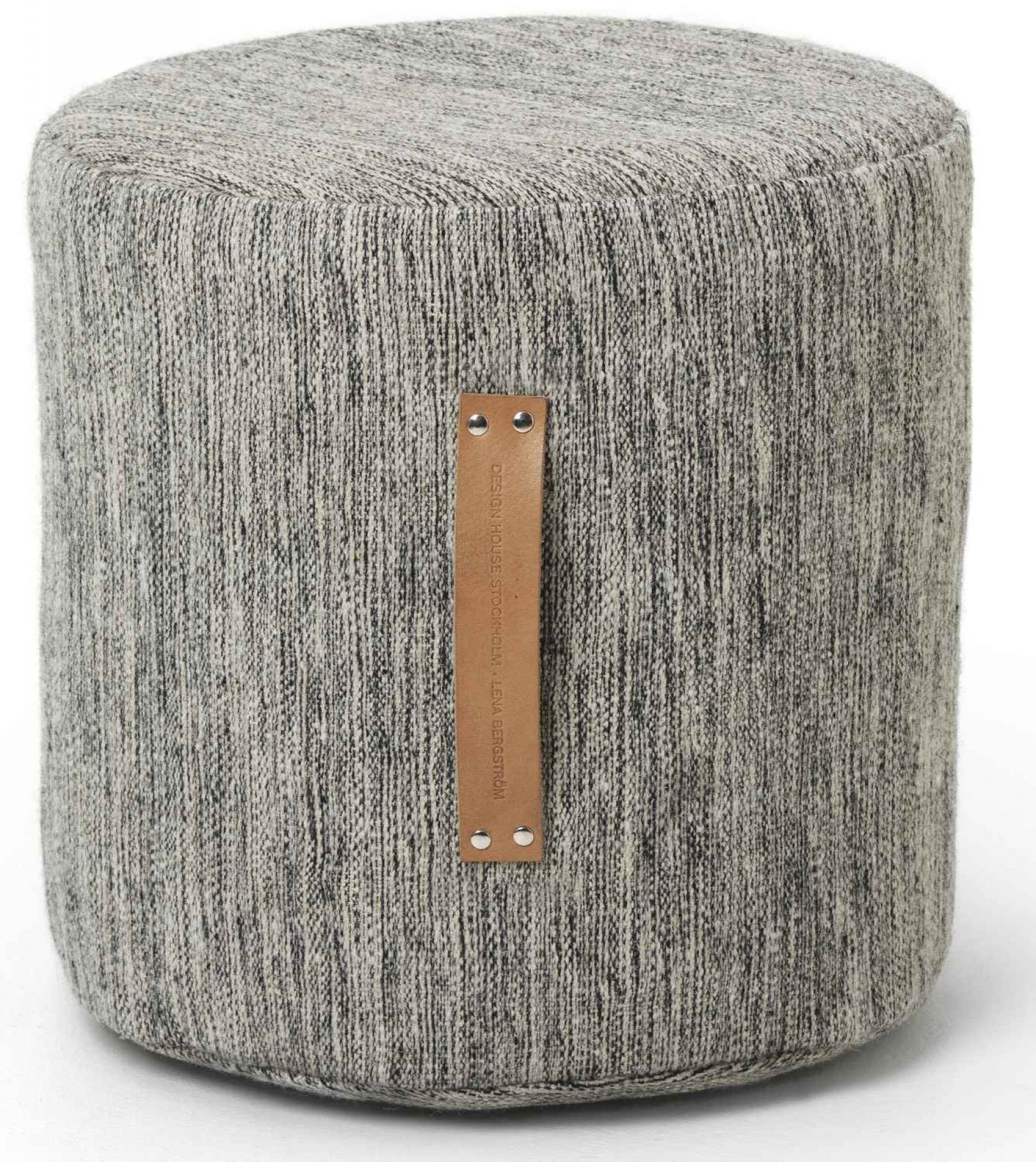 Dunkelgrauer Björk Hocker von Design House Stockholm, ein moderner Sitzhocker mit Lederdetails.