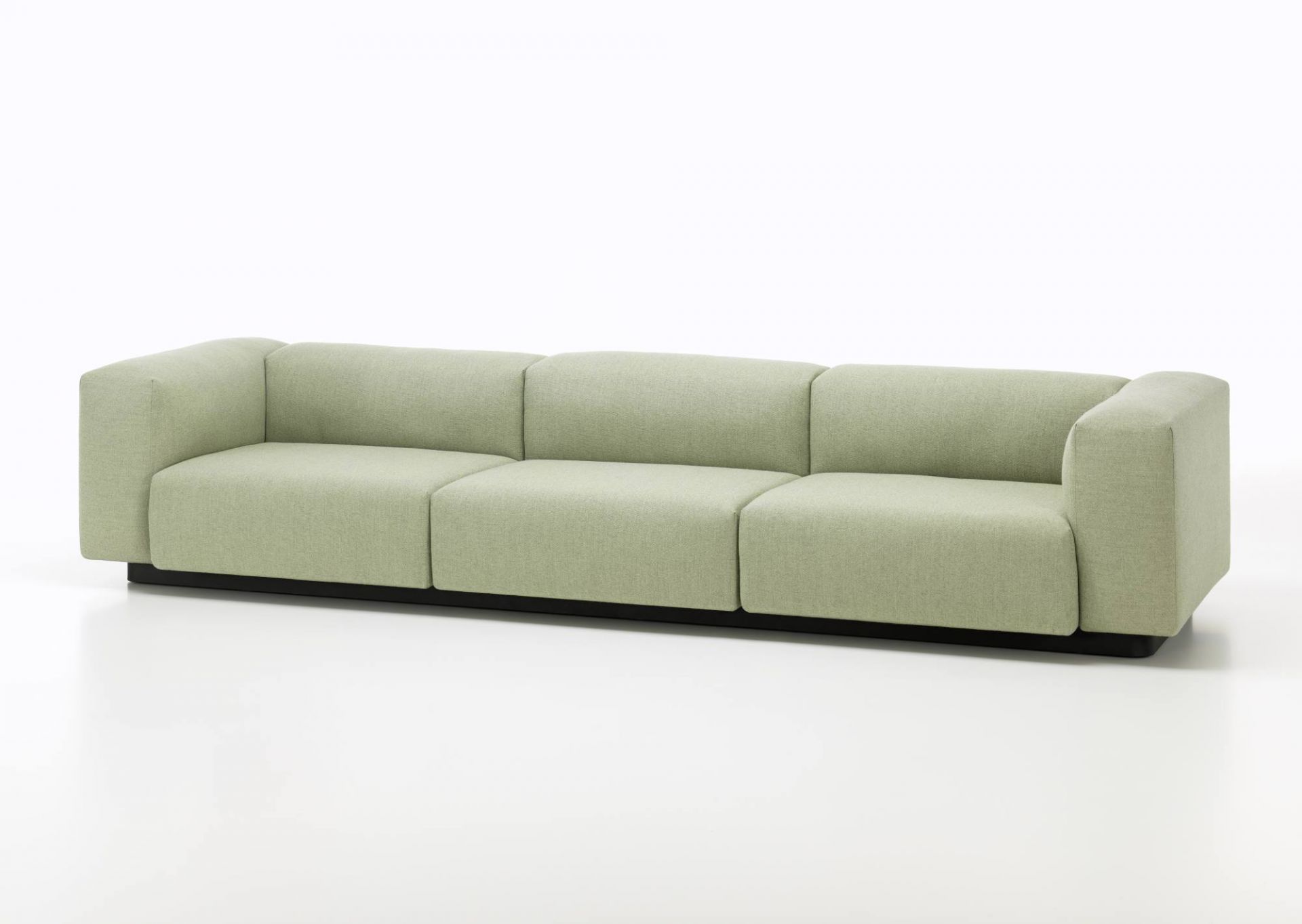 Vitra Soft Modular Sofa Dreisitzer in Hellgrün, modernes Design Sofa für Wohnzimmer.