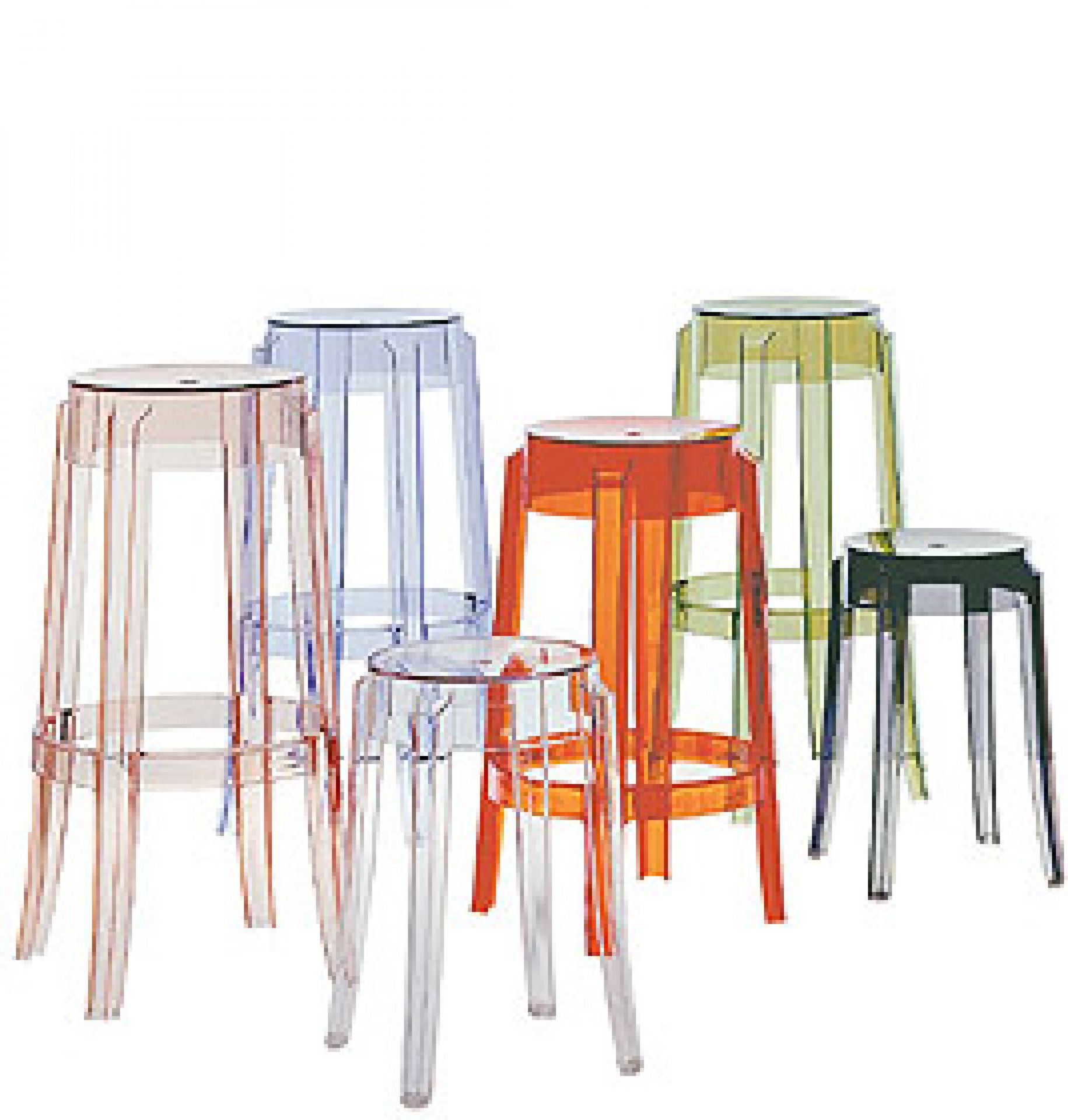Charles Ghost Hocker 2er Set von Kartell in verschiedenen Farben, transparente Barhocker für Küche und Bar.
