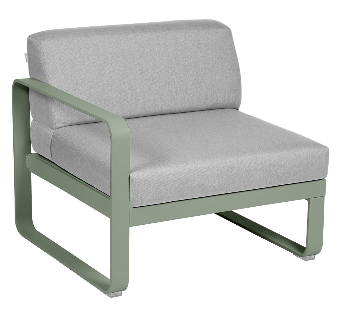 Bellevie 1-Sitzer Modul Sofa von Fermob für den Außenbereich, hellgrauer Stoffbezug und Gestell in Grün.