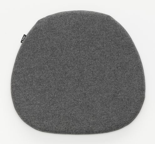 Vitra Soft Seats Sitzkissen Typ A Cosy 2 Pebble grey für drinnen und draußen.