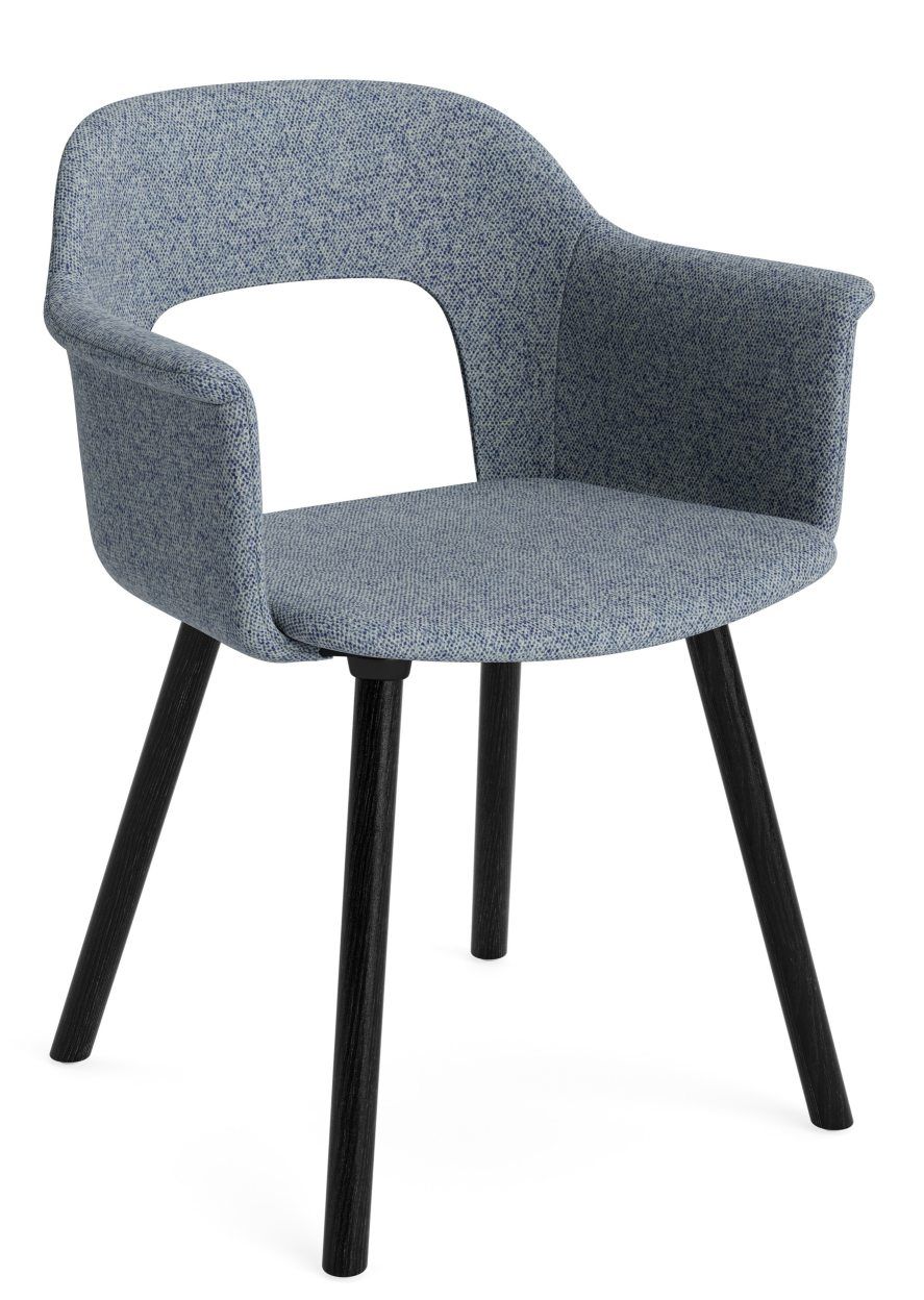 Hay Layout Armchair 224 Armlehnstuhl mit blauem Stoffbezug und schwarzen Holzbeinen, modernes Möbeldesign für Wohnzimmer.