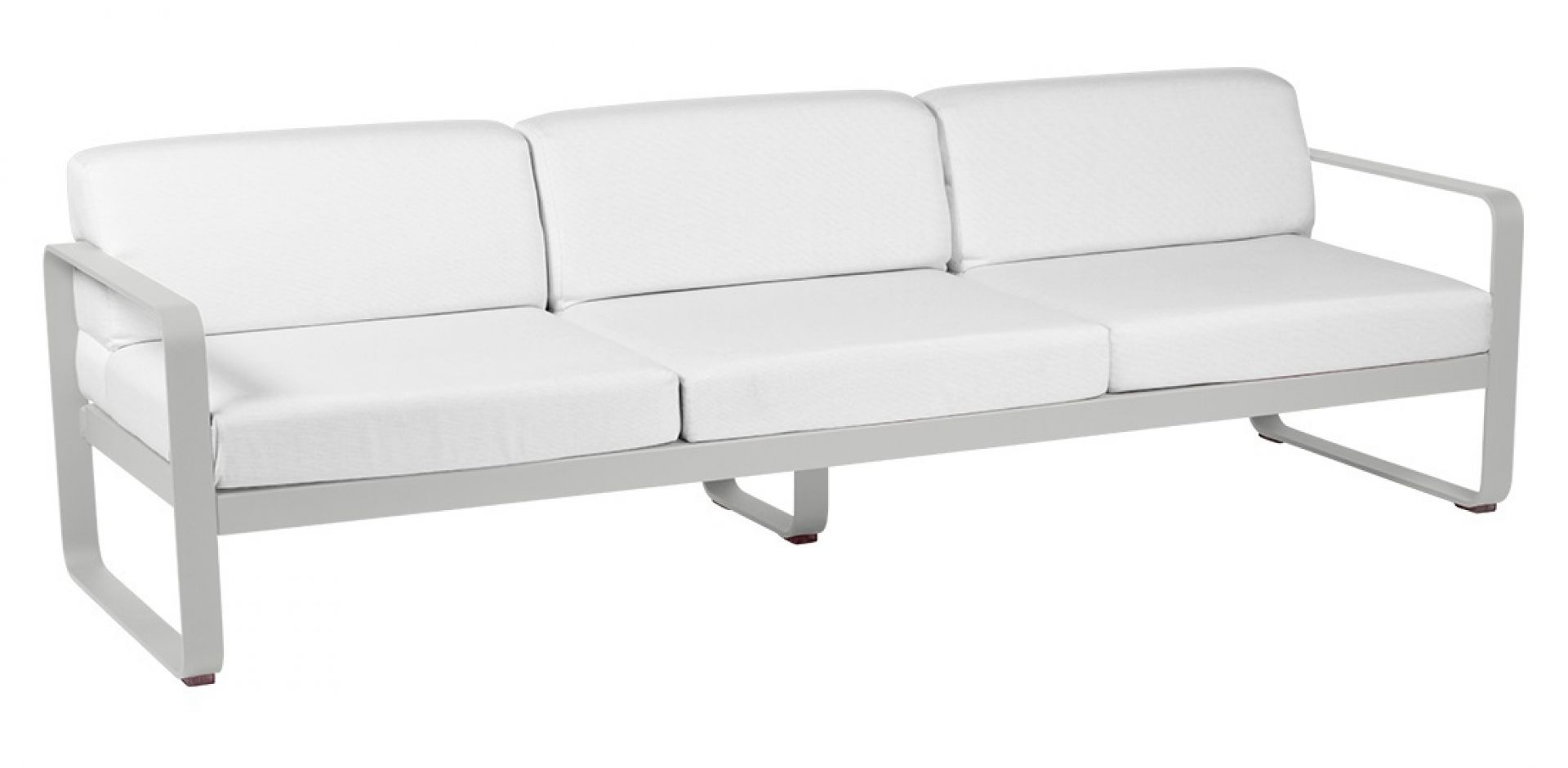 Bellevie Outdoor Sofa: Modernes 3-Sitzer Gartensofa mit weißer Polsterung und grauem Aluminiumgestell für Terrasse und Garten.