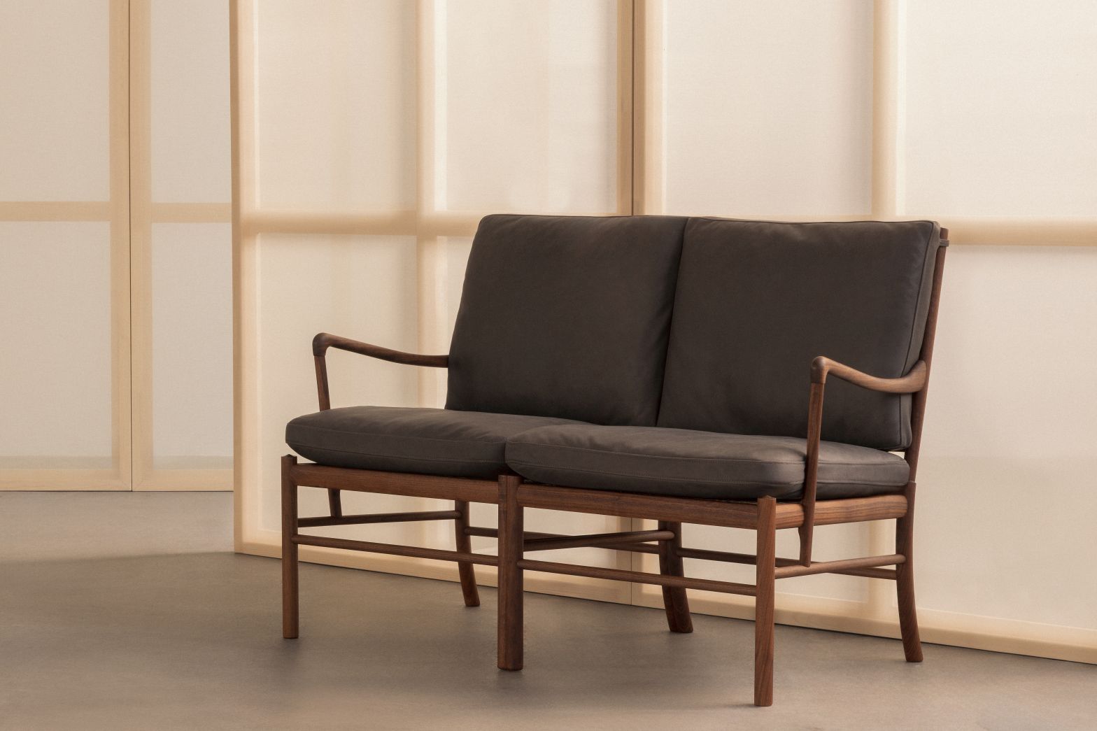 OW149-2 Colonial tweezitsbank van Carl Hansen & Søn